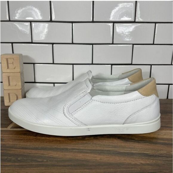 Ecco Leisure Womens Size 40/9.5, White Perforated Leather - Picture 7 of 14